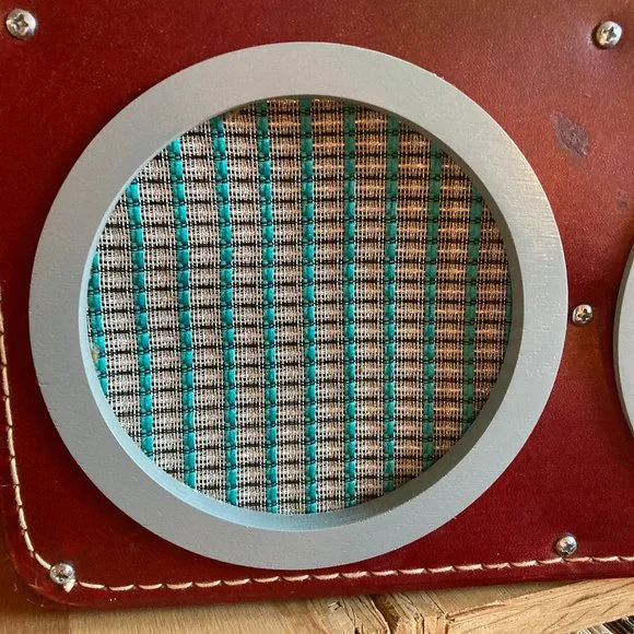 Bluetooth Speaker - Vintage Red Luce makeup/train case Portable Speakers